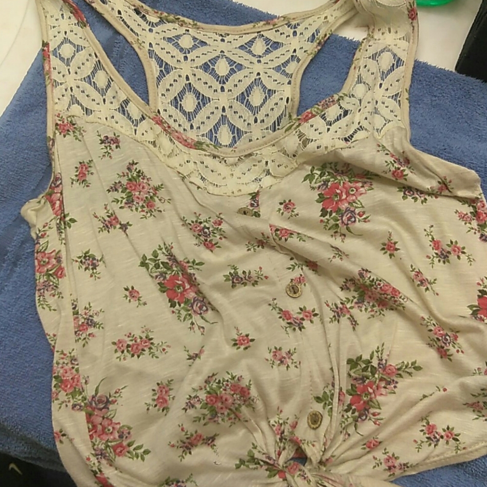 Crop top